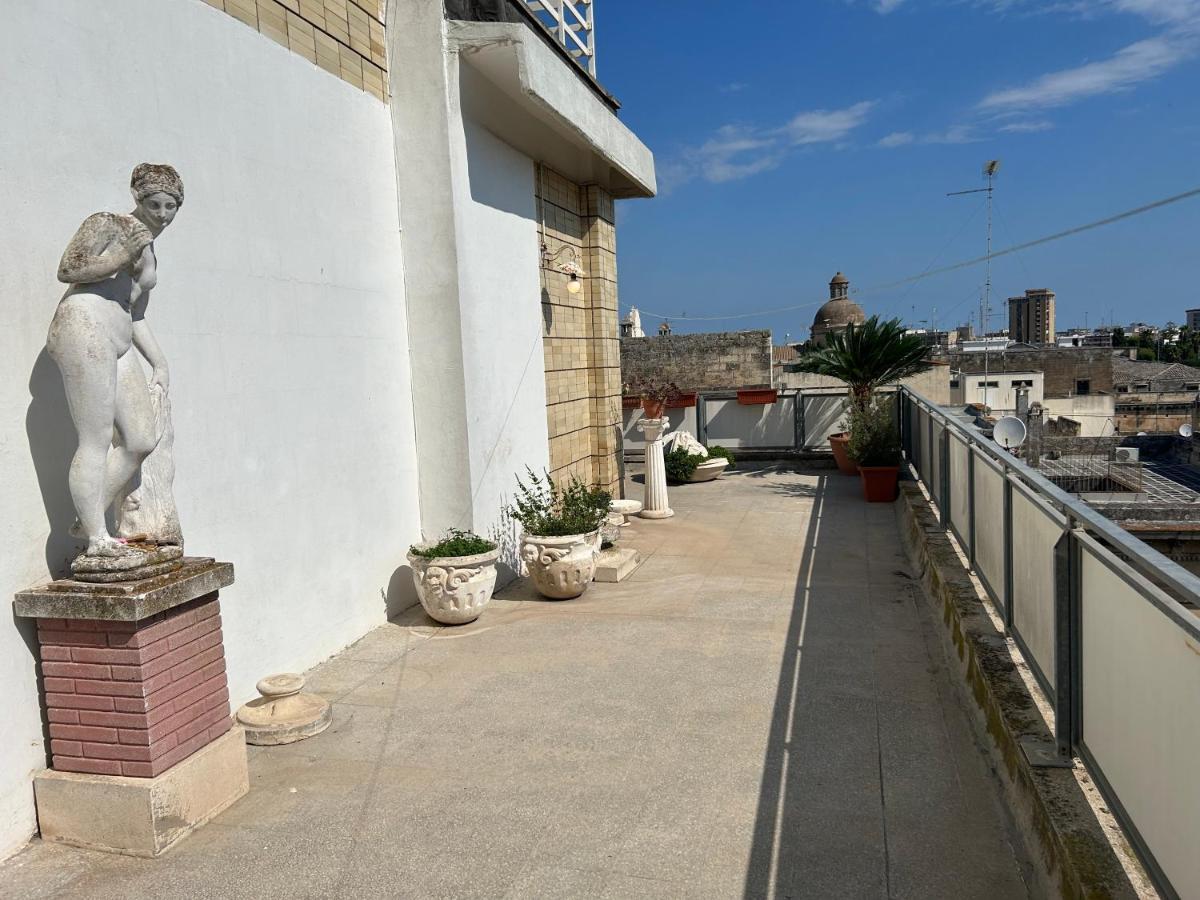 Terrazza Santo Oronzo Διαμέρισμα Λέτσε Εξωτερικό φωτογραφία